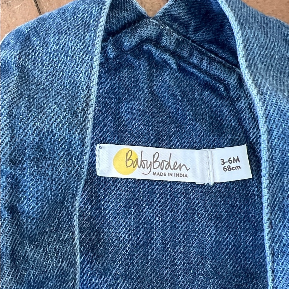 Baby Boden dinosaur appliqué denim Jean overalls 3-6 months - Picture 5 of 6